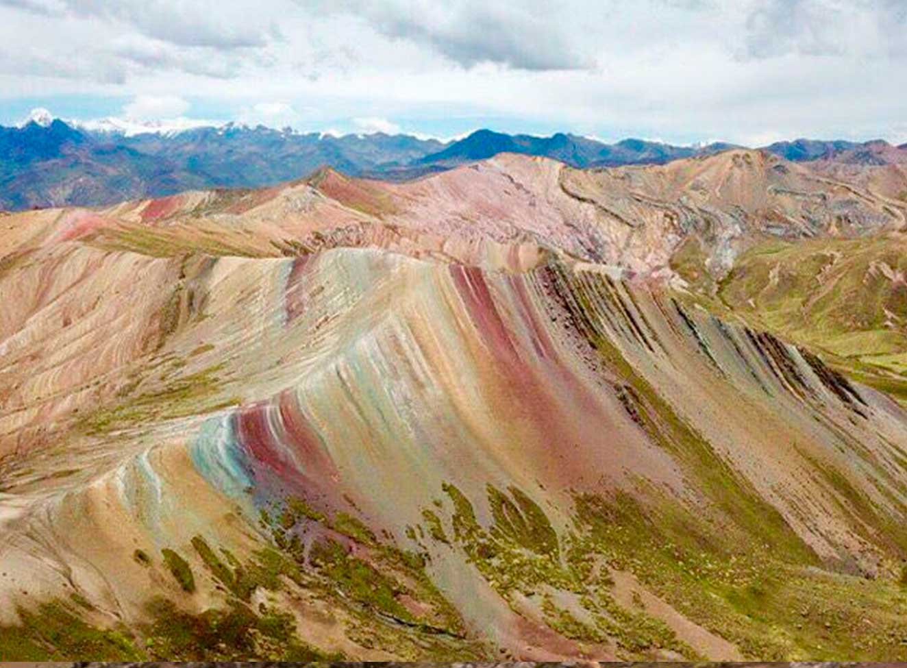Montaña de 7 Colores imagen 2